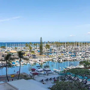  Apartment @ Marbella Lane - Oceanview Steps To